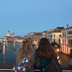 Meet your Posher, Abby